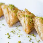 طريقة عمل بقلاوة بالجبنة بمكونين فقط