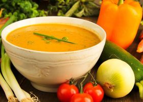 طريقة عمل شوربة خضار مطحونه