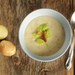 طريقة عمل شوربة البطاطس السهلة