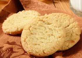 طريقة عمل البسكويت بدون بيض