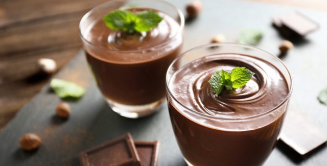 طريقة عمل بودينج الشوكولاتة بالأفوكادو للرجيم