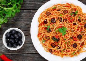 طريقة عمل باستا بالزيتون