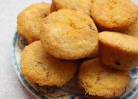 طريقة عمل كب كيك دقيق الذرة دايت