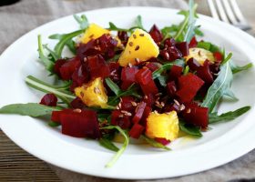 طريقة عمل سلطة الشمندر بالبرتقال للرجيم