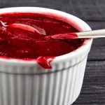طريقة عمل صوص الفراولة للتشيز كيك