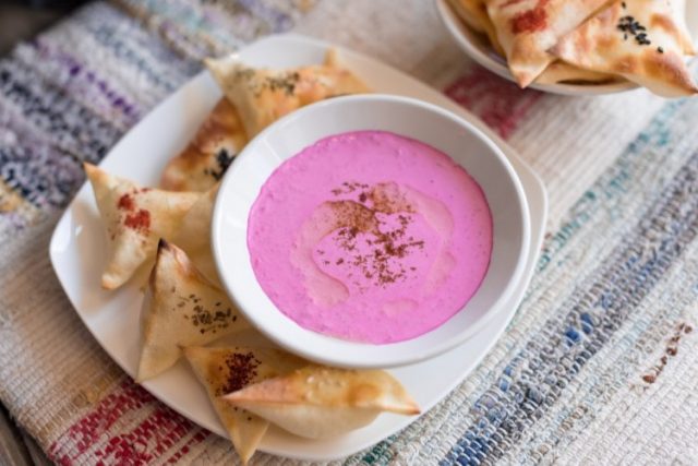 طريقة عمل صوص الشمندر بالزبادي