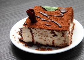 طريقة عمل حلى التيراميسو بدون جبن