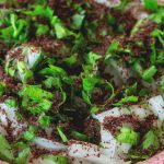 طريقة عمل سلطة البصل والسماق