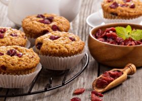 طريقة عمل كب كيك الفواكة المجففة