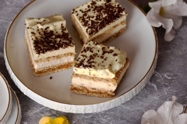 طريقة عمل حلى البسكويت بالكراميل