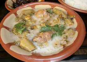 طريقة عمل الفول الأخضر باللحم واللبن