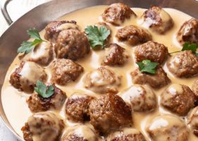 طريقة عمل كرات اللحم بالطحينة