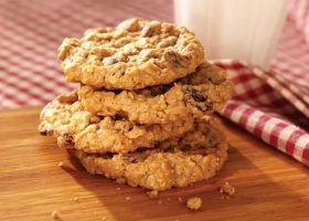 طريقة عمل بسكويت الشوفان بالقرفة