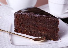 طريقة عمل كيكة الخلاط السريعة والسهلة