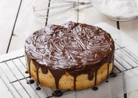 طريقة عمل أسهل كريمة تزيين الكيك