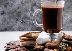 طريقة عمل لاتيه التمر بالشوكولاتة