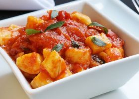 طريقة عمل بطاطس بدبس الرمان