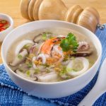 طريقة عمل شوربة سي فود بدون كريمة