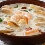 طريقة عمل شوربة ثمار البحر بالكريمة