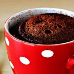 طريقة عمل كيكة شوكولاته بالمايكرويف