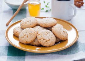 طريقة عمل كعك بالعسل