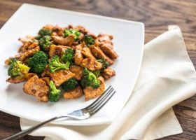 طريقة عمل دجاج ستير فراي صحي