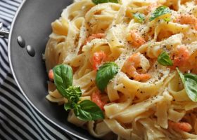 طريقة عمل فوتشيني بالروبيان