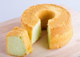 طريقة عمل كيك سادة بالزبادي