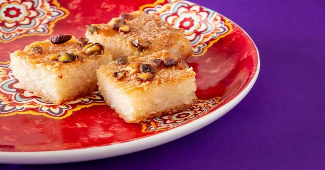 طريقة عمل بسبوسة بالزيت بدون بيض