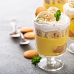 طريقة عمل كاسترد بالفواكة والبسكويت