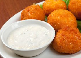 طريقة عمل صوص كرات البطاطس