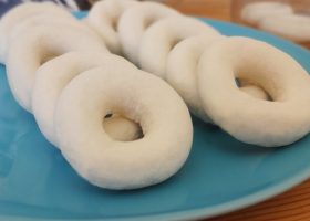 طريقة عمل كعكة الورقة التونسية