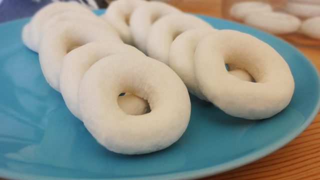 طريقة عمل كعكة الورقة التونسية