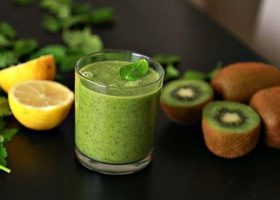 طريقة عمل عصير الكيوي والليمون