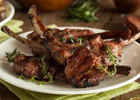 طريقة عمل ريش مشوية بالفرن بالباربكيو صوص