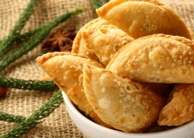 طريقة عمل سمبوسة باللحم والخضار