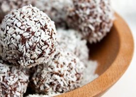 طريقة عمل حلى كرات الشوكولاتة