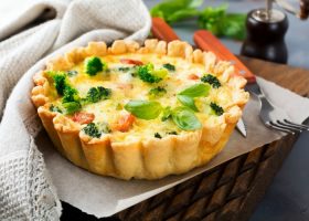 طريقة عمل تارت مالح بالخضار