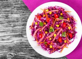 طريقة عمل سلطة الملفوف الأحمر للدايت