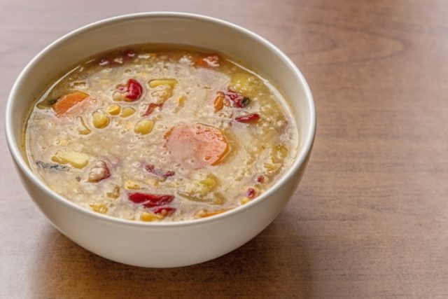 طريقة عمل شوربة الكسكس بالخضار