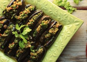 طريقة عمل مخلل باذنجان مصري