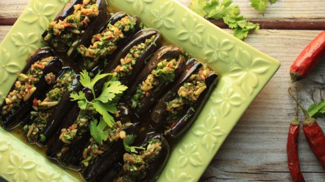 طريقة عمل مخلل باذنجان مصري