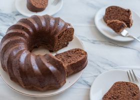 طريقة عمل كيك اسفنجي بالكاكاو