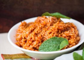 طريقة عمل رز السمك الاحمر