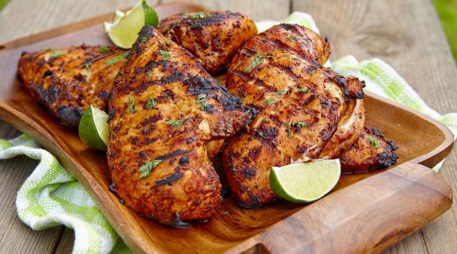 طريقة عمل تتبيلة الدجاج بالفرن