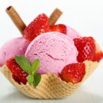 طريقة عمل ايس كريم بالفراولة