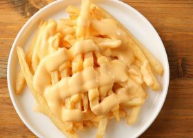 طريقة عمل بطاطس فرايز بالجبن