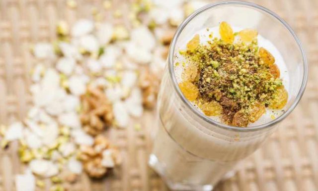 طريقة عمل السحلب بدون لبن