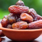 7 فوائد لتناول التمر على الريق