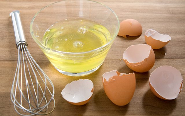 ما هي فوائد بياض البيض للشعر؟